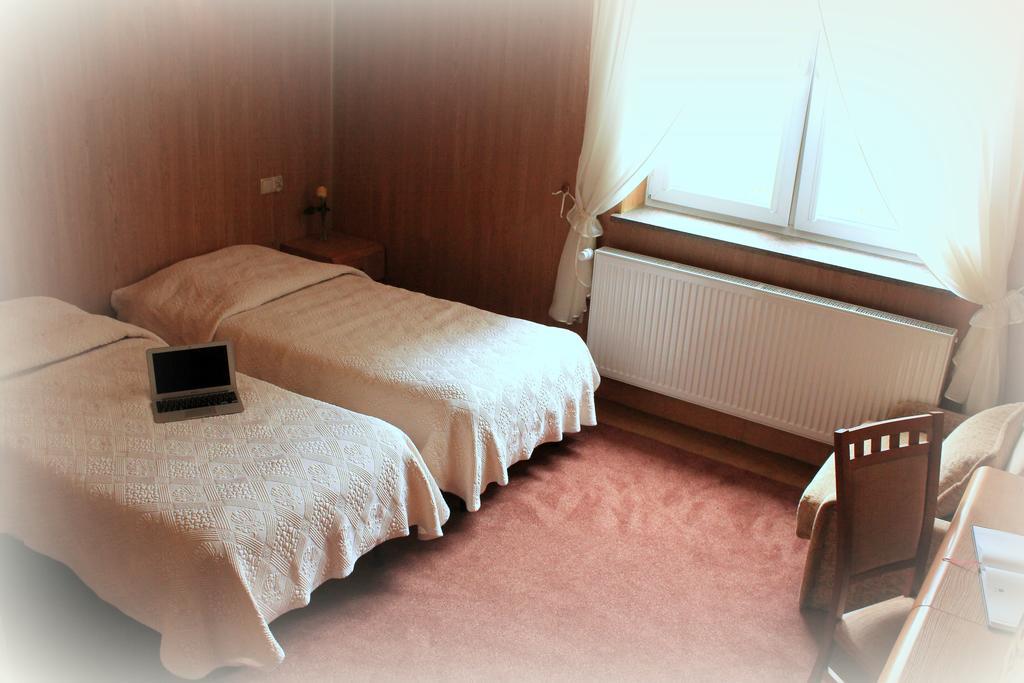 Parkowa - Noclegi Ze Sniadaniem Nowa Ruda Camera foto