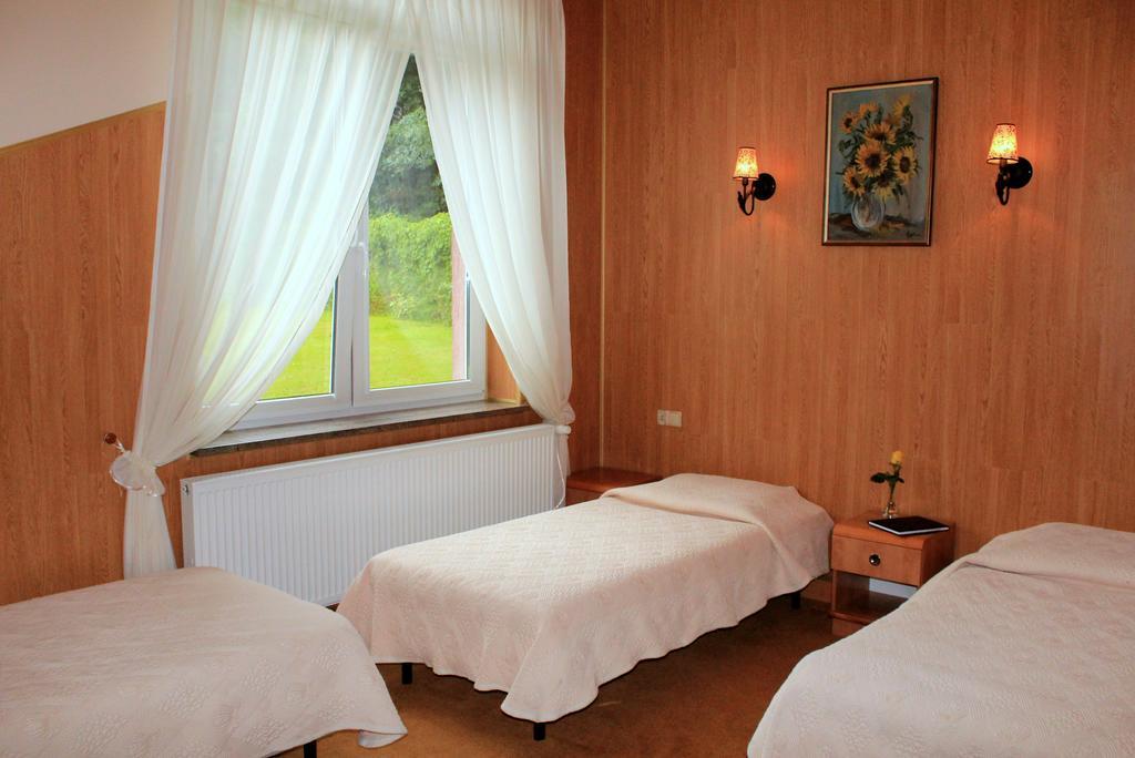 Parkowa - Noclegi Ze Sniadaniem Nowa Ruda Camera foto