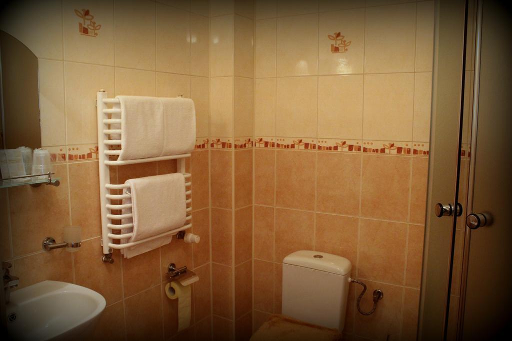 Parkowa - Noclegi Ze Sniadaniem Nowa Ruda Camera foto