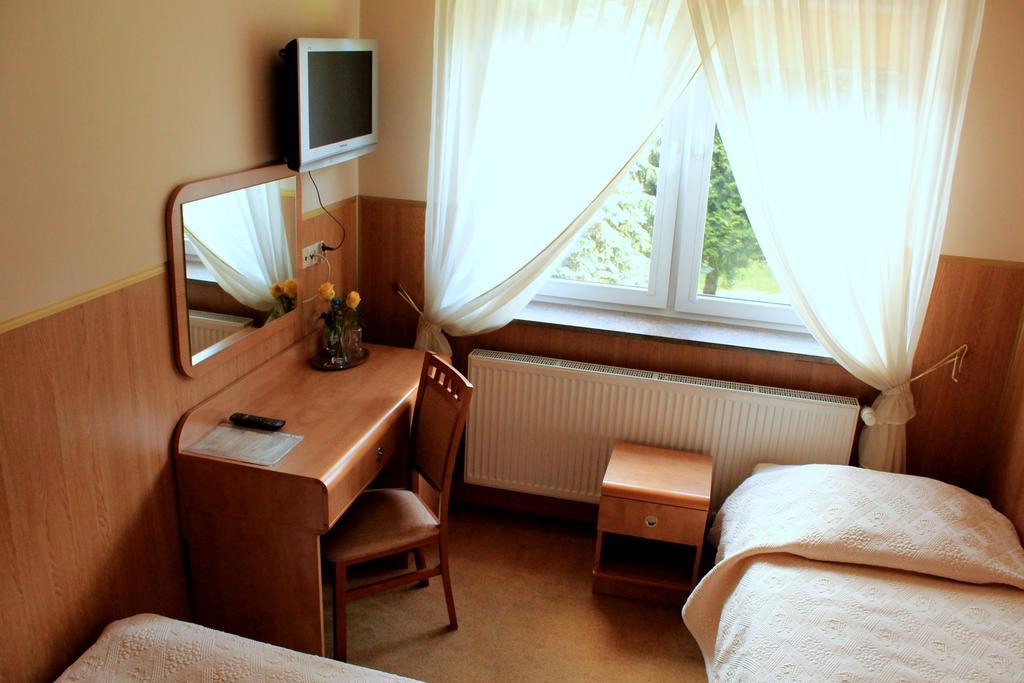 Parkowa - Noclegi Ze Sniadaniem Nowa Ruda Camera foto